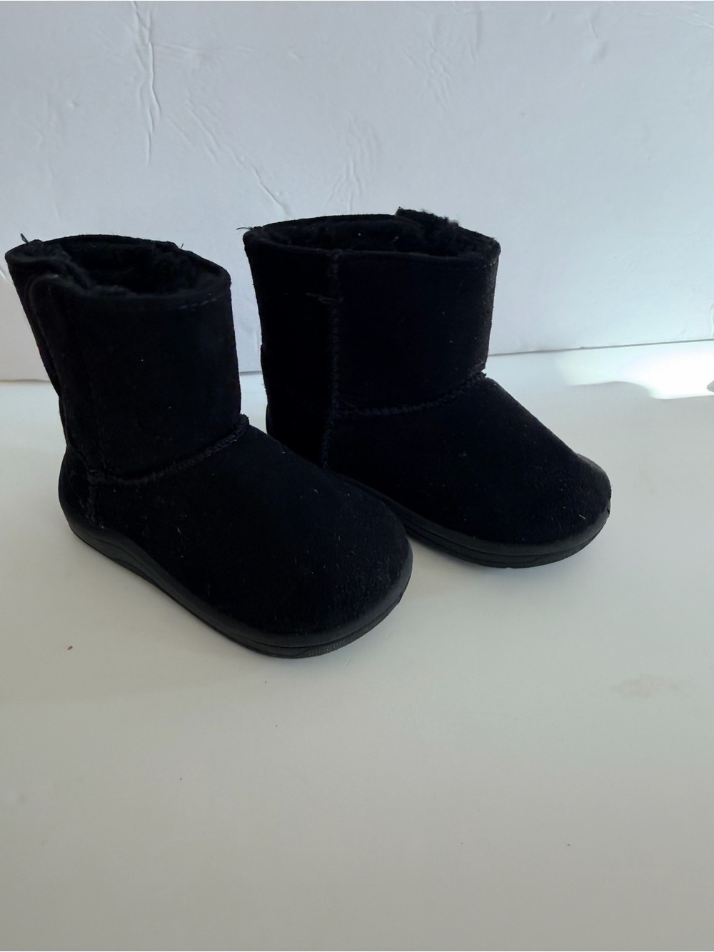 Wonder Nation Black Plush Pull-On Toddler Boots